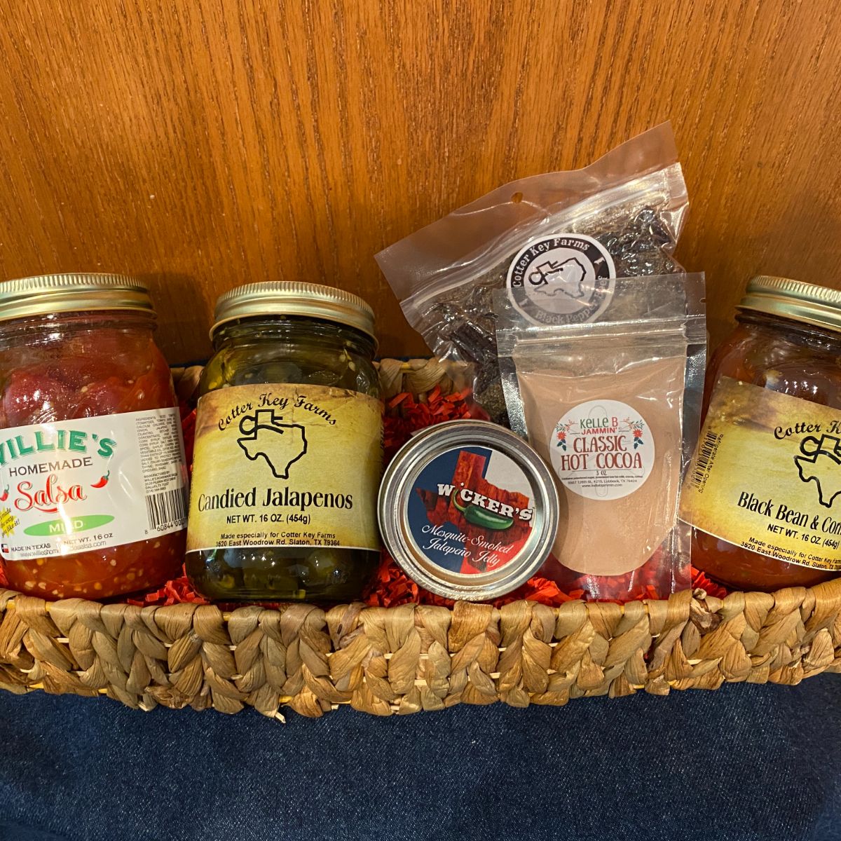 Cotter Key Farms, Lubbock, Texas, Out West Mercantile, Pecan Ridge, Slaton, Texas, Bakery, Gift Shop, Salsas, Sauces, Jams, Gift Items, Near Lubbock, Soup Mix, Viola's Vittles, Gift Baskets, Beef Jerky