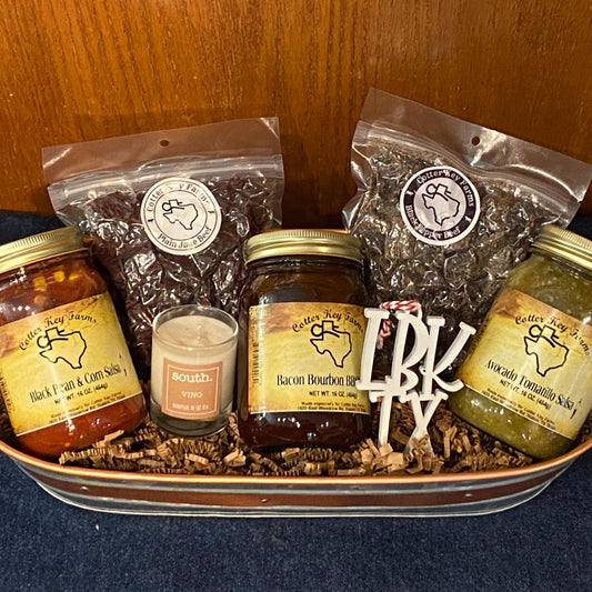 Cotter Key Farms, Lubbock, Texas, Out West Mercantile, Pecan Ridge, Slaton, Texas, Bakery, Gift Shop, Salsas, Sauces, Jams, Gift Items, Near Lubbock, Soup Mix, Viola's Vittles, Gift Baskets, Beef Jerky